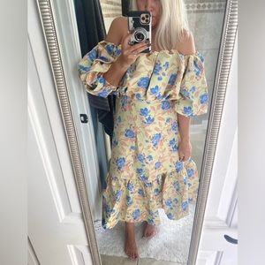 Gorgeous ASOS off the shoulder puffed sleeve dress - size 10